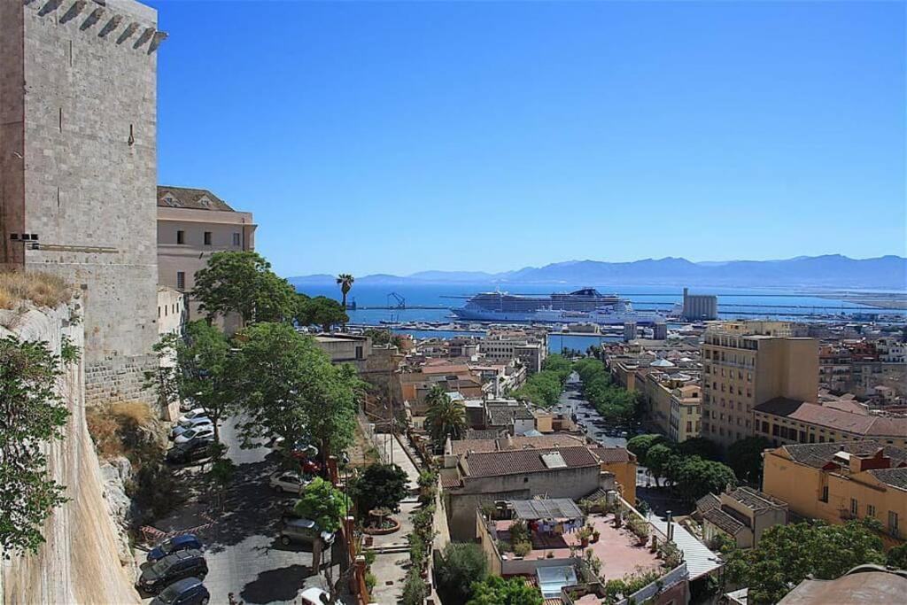 Appartamento Centro Кальяри Экстерьер фото